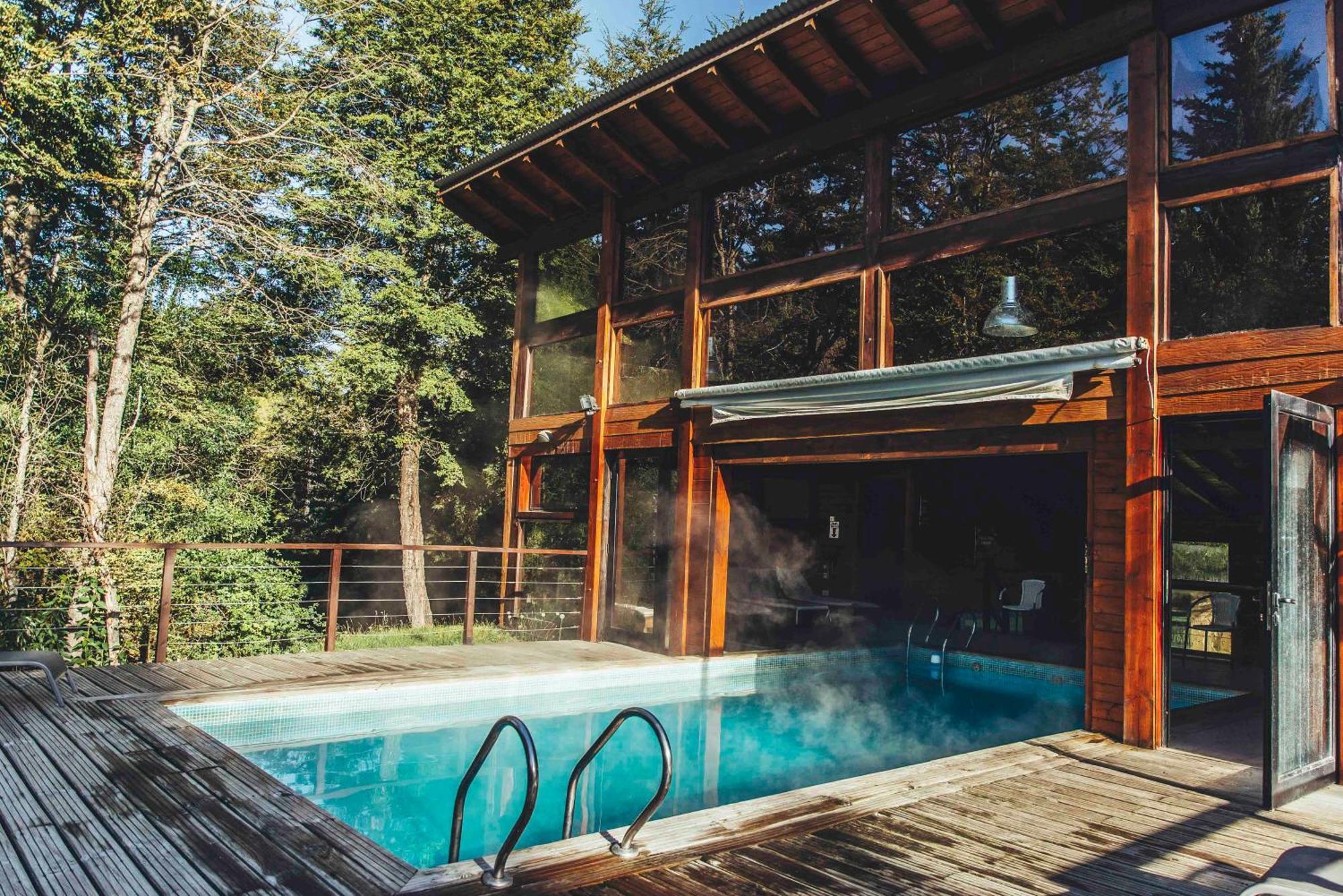 Arbolar, Casas De Montana- Piscina Climatizada Apartahotel