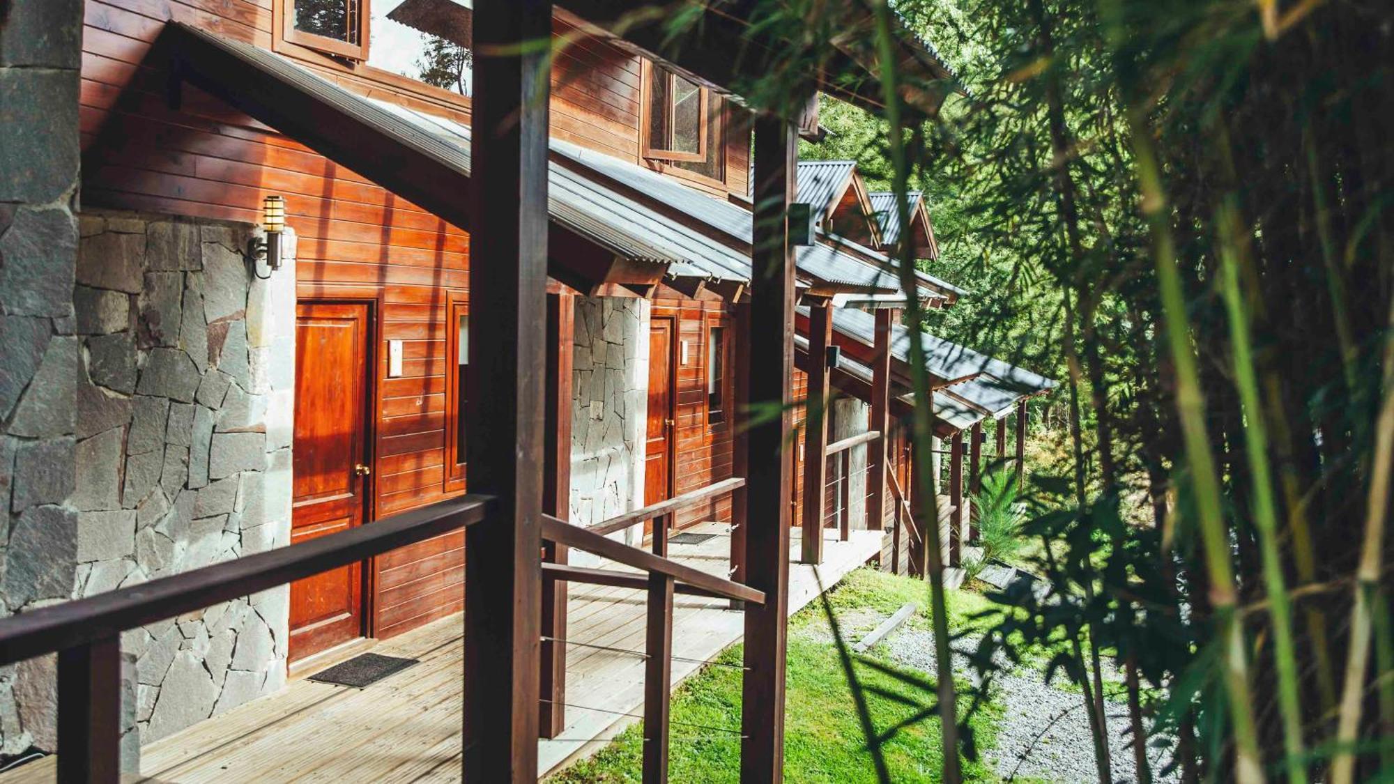 Apartahotel Arbolar, Casas De Montana- Piscina Climatizada Villa La Angostura