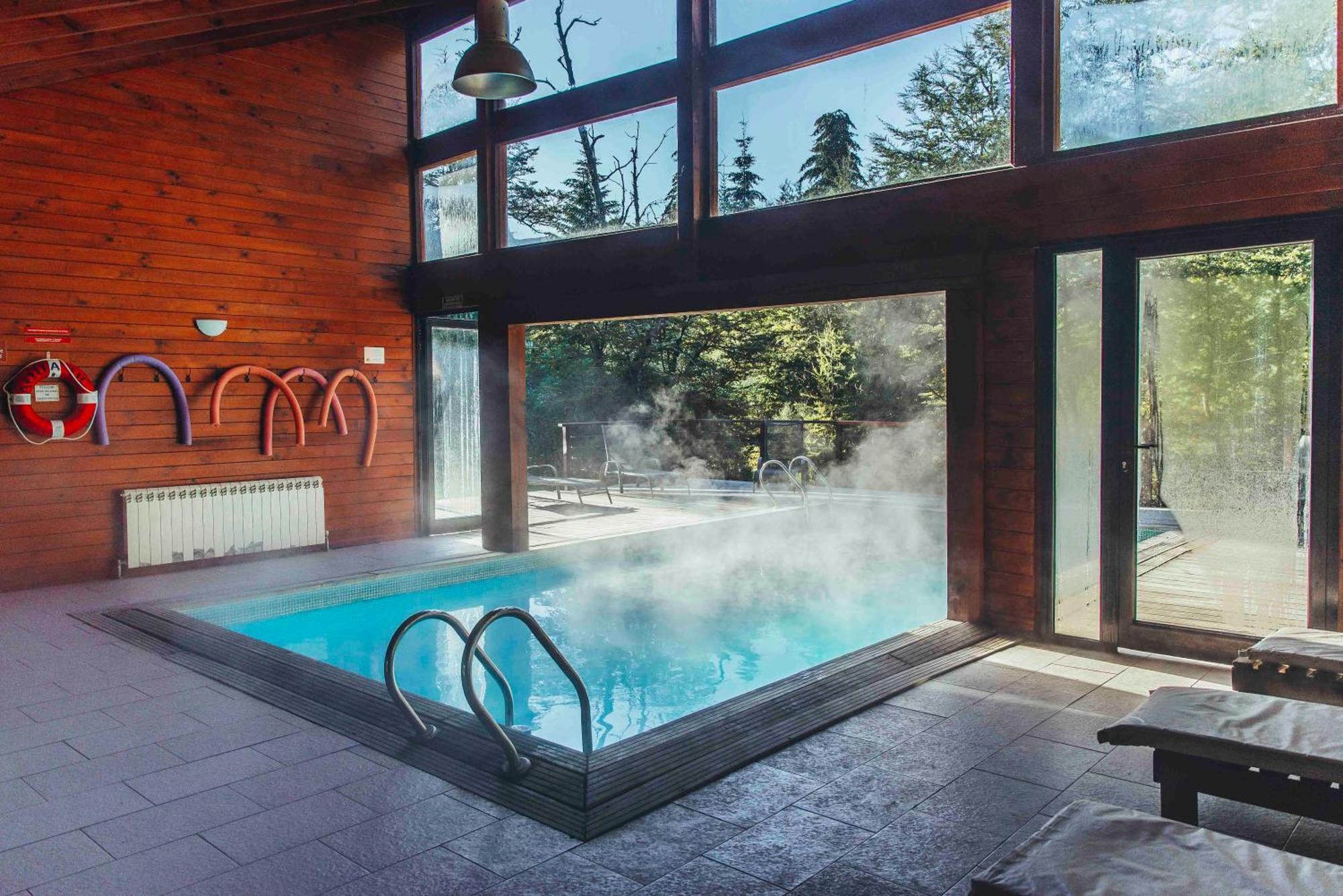Arbolar, Casas De Montana- Piscina Climatizada Apartahotel