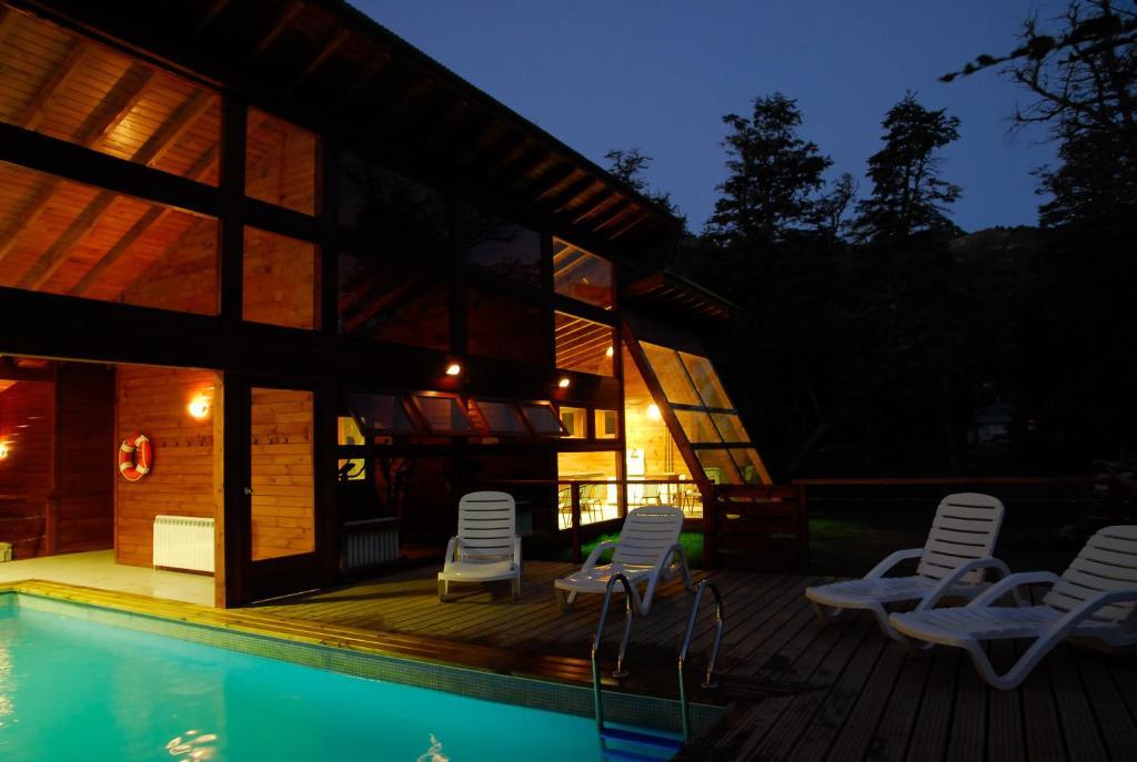 Apartahotel Arbolar, Casas De Montana- Piscina Climatizada